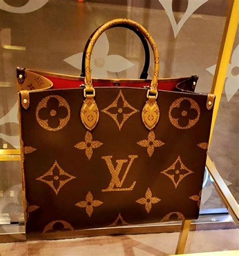 louis vuitton banff closed|Louis Vuitton white plains.